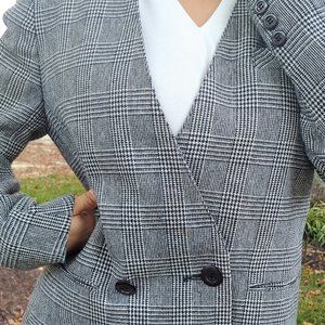 V-Front-Line Double-Breasted Plaid Blazer